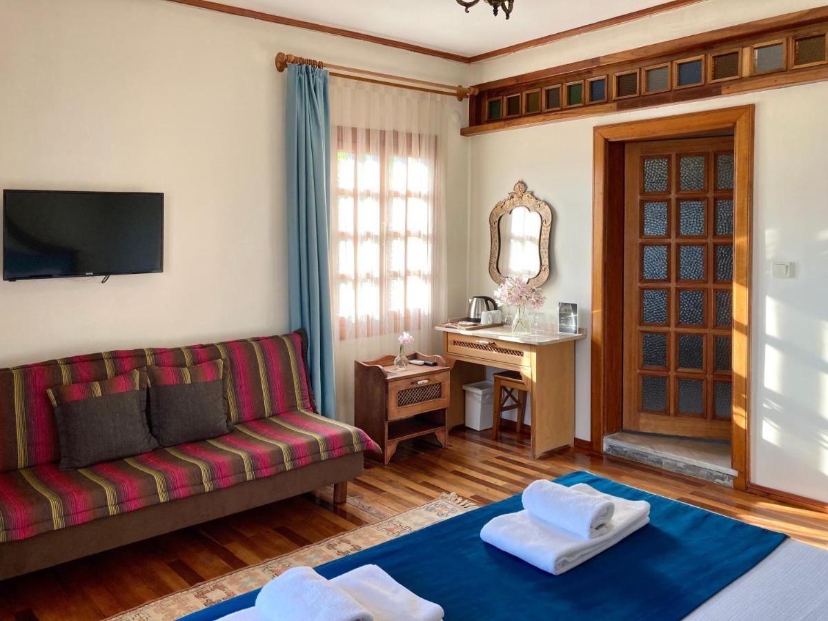 Portofino Boutique Hotel Акиака Екстериор снимка