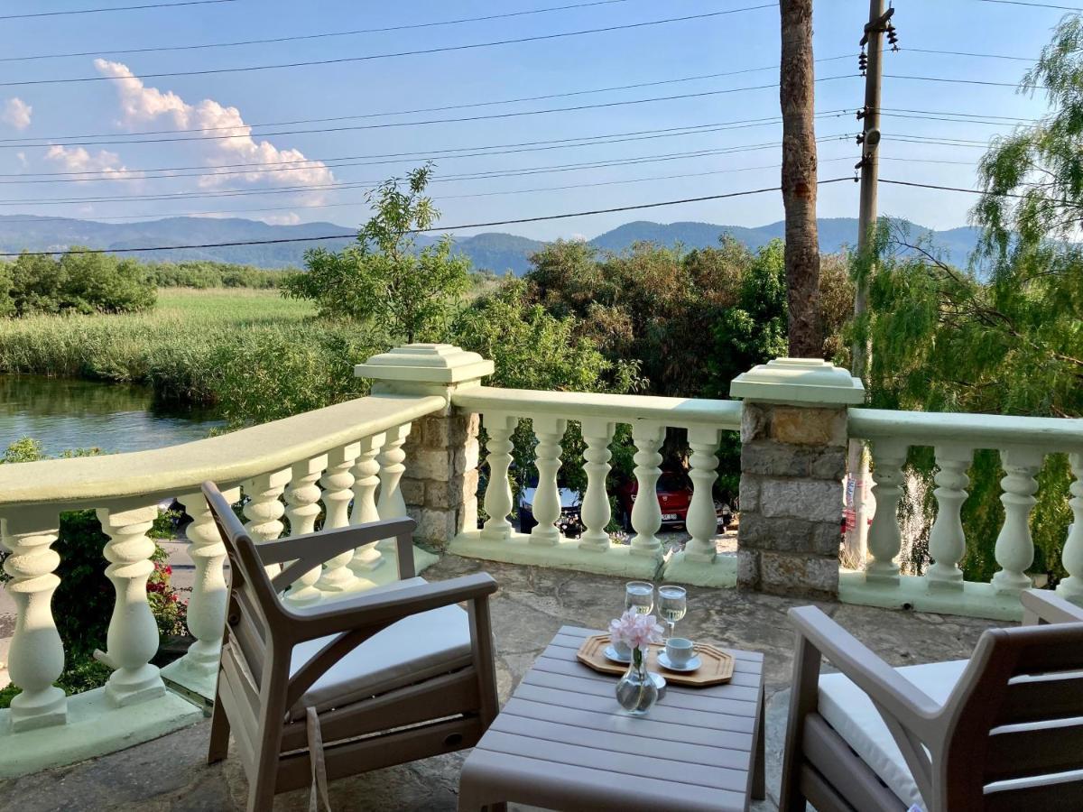 Portofino Boutique Hotel Акиака Екстериор снимка
