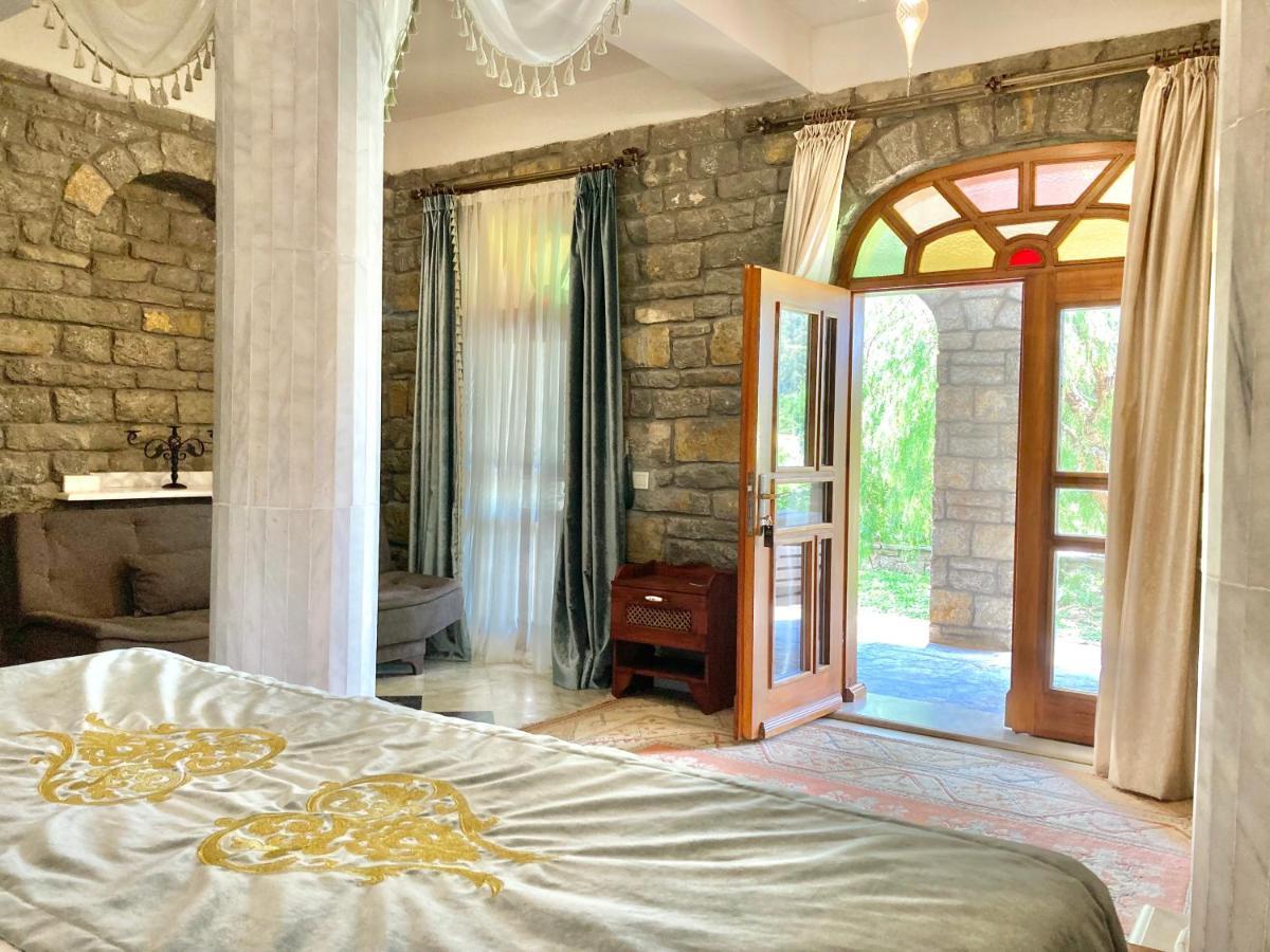 Portofino Boutique Hotel Акиака Екстериор снимка
