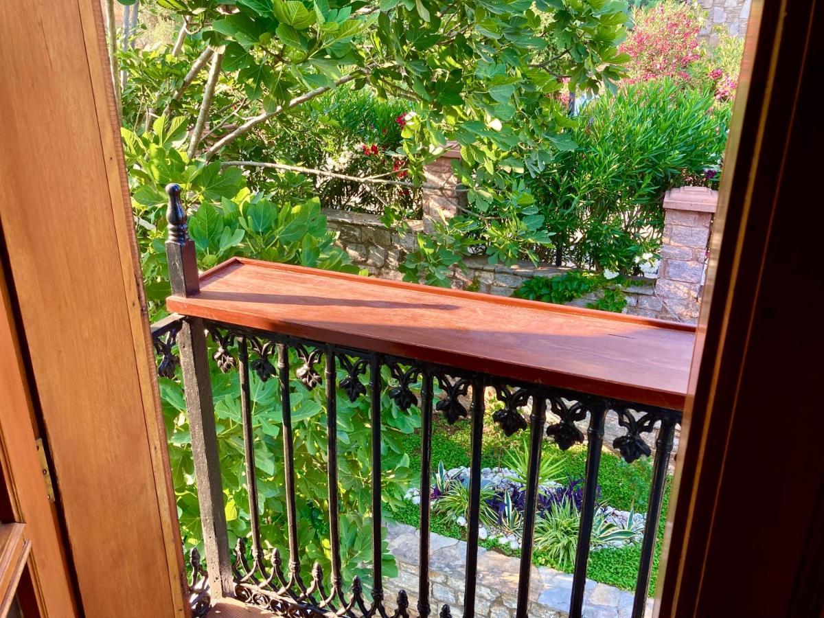 Portofino Boutique Hotel Акиака Екстериор снимка