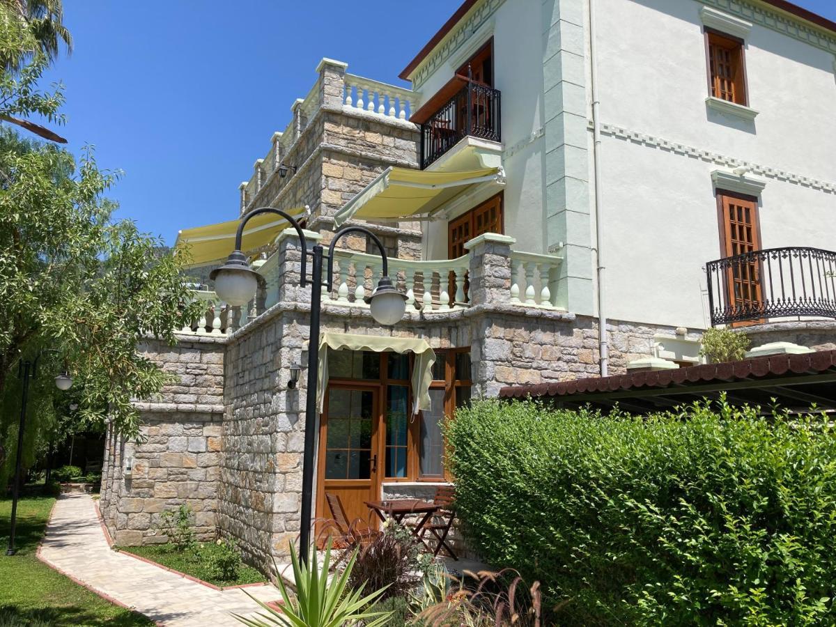 Portofino Boutique Hotel Акиака Екстериор снимка