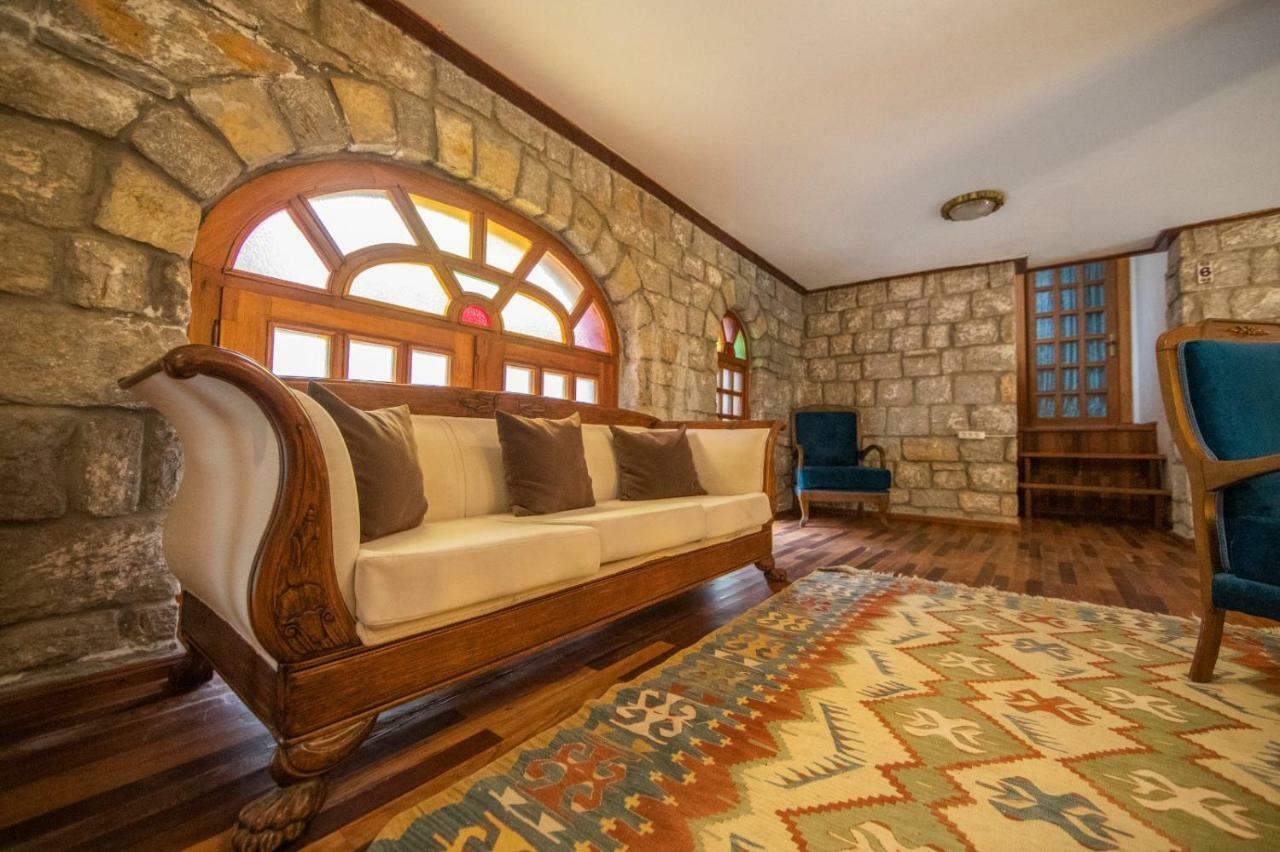 Portofino Boutique Hotel Акиака Екстериор снимка