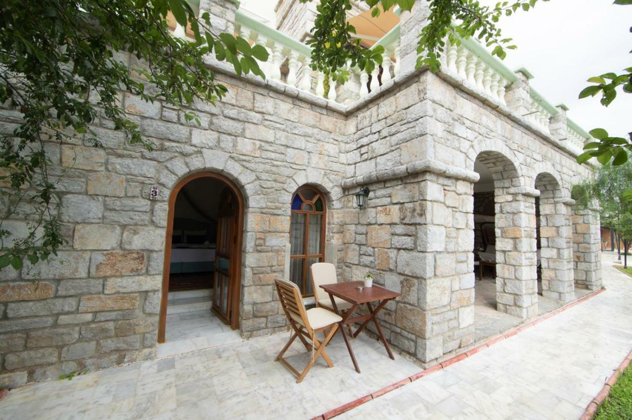 Portofino Boutique Hotel Акиака Екстериор снимка